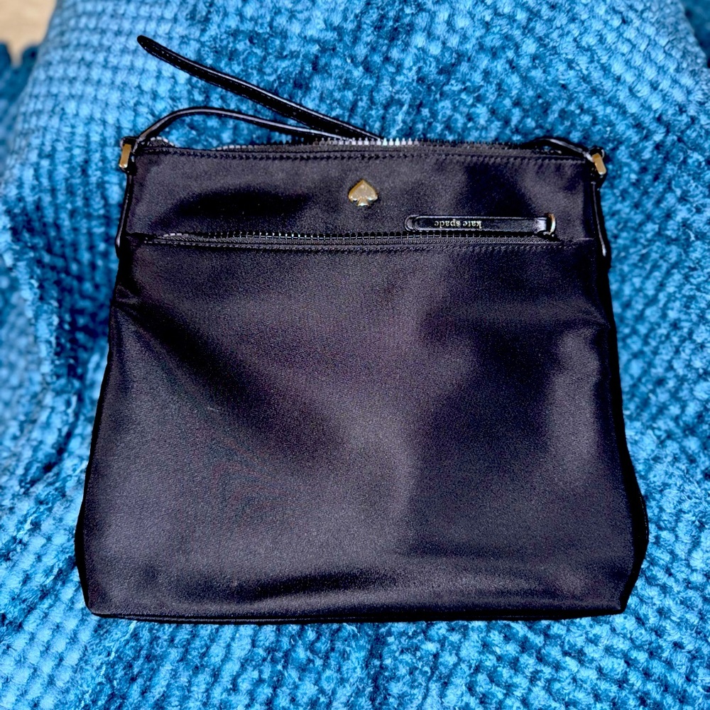 Like new Kate Spade Crossbody bag